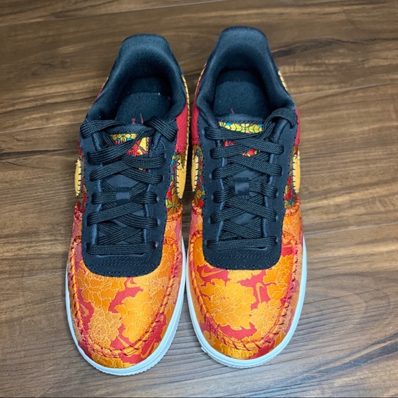 Nike Air Force 1 Chinese New Year - Picture 3 of 4